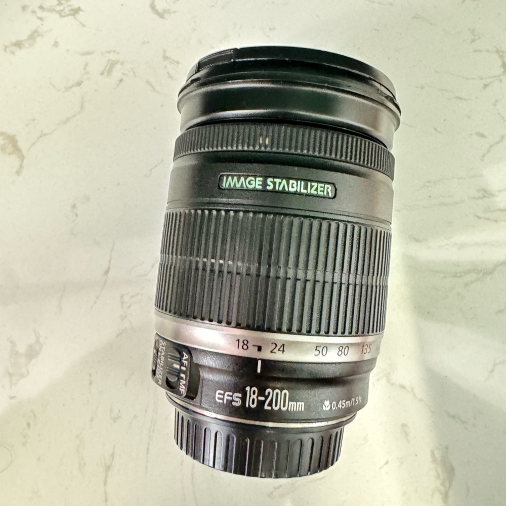 Canon 18-200mm IMAGE STABILIZER Lens USED TWICE